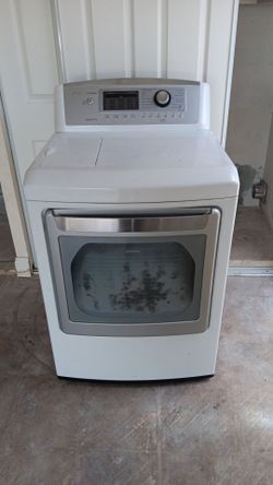 Electric Clothes Dryer By LG With True Steam