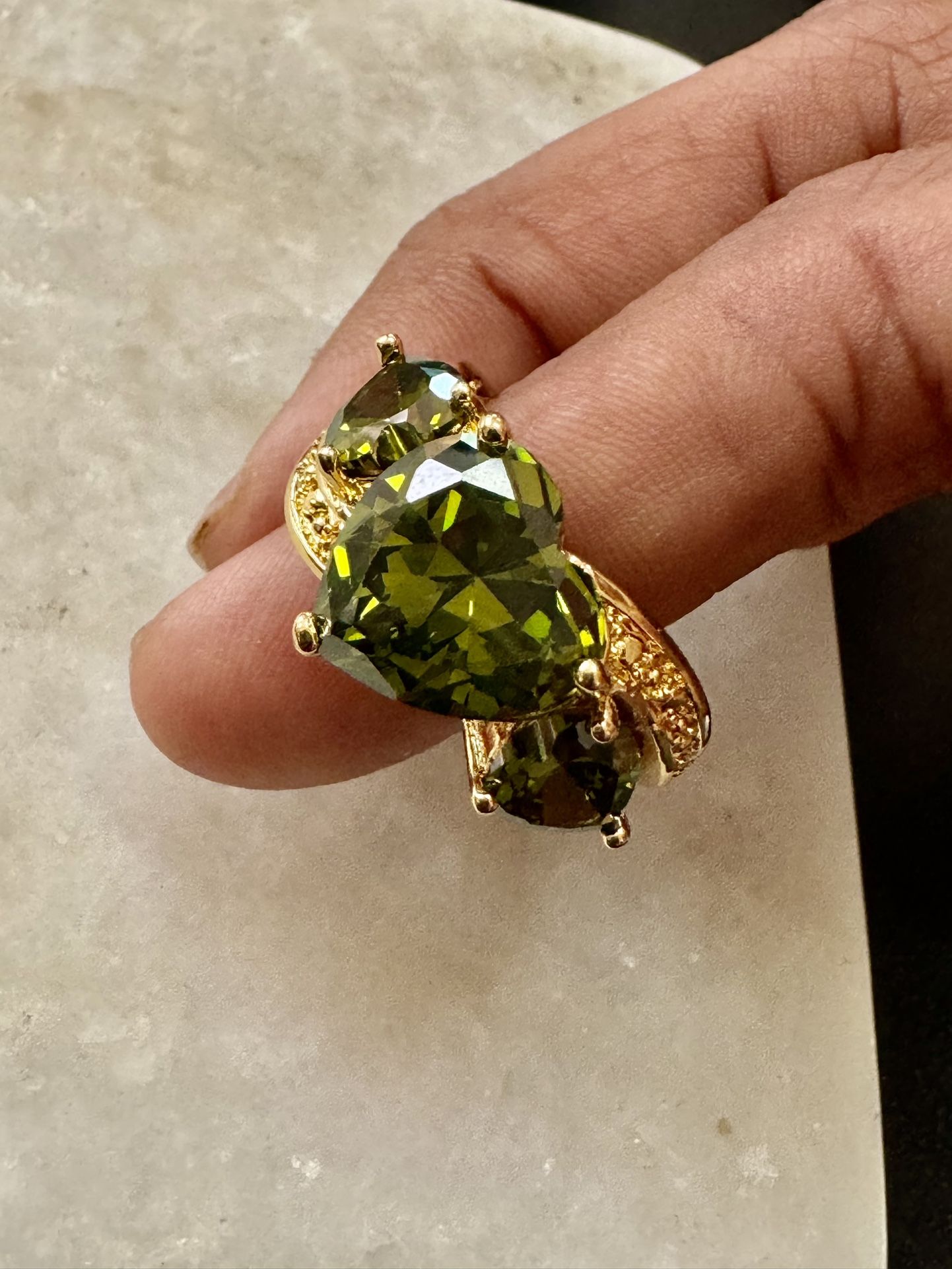 Fine stamped 10k Gold Heart Three Stone Peridot size 8 Ring