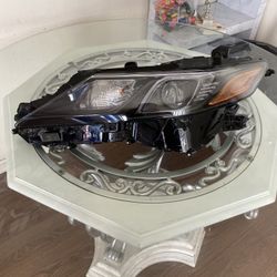 2023 Toyota Camry LT Headlight