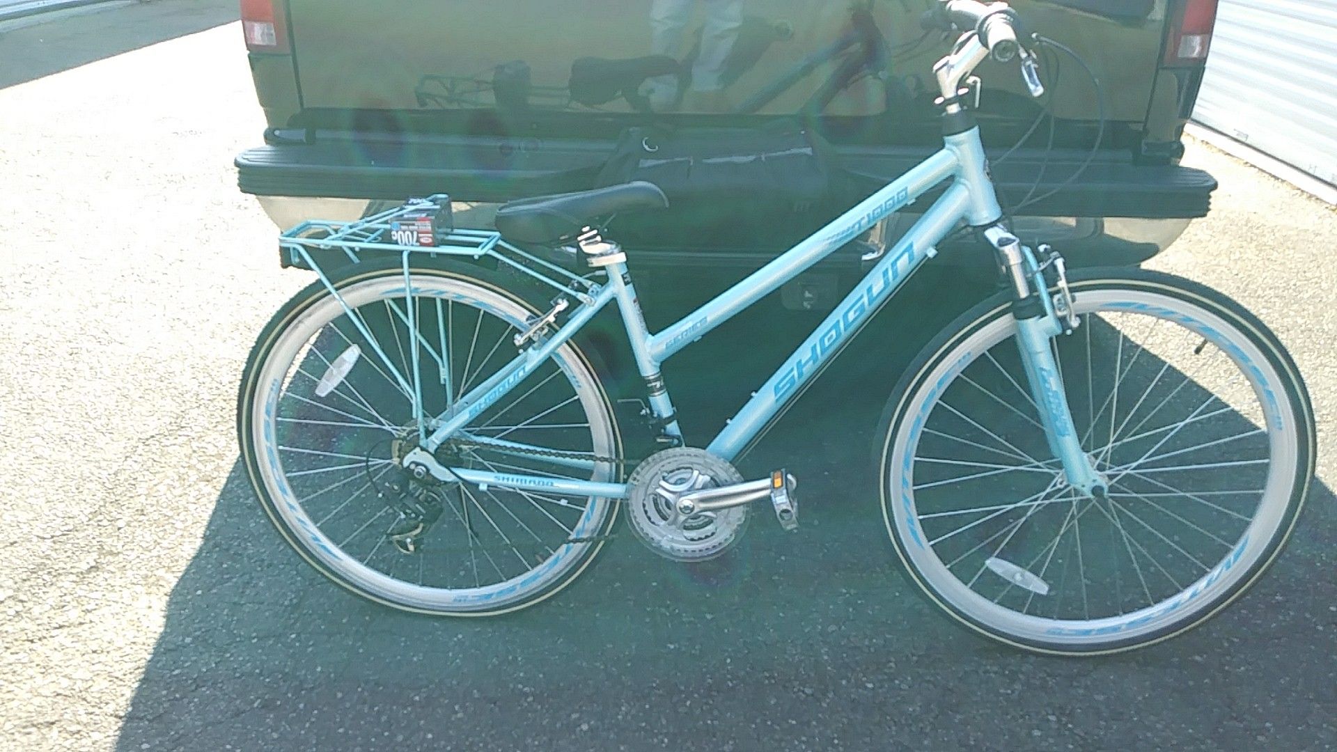 Shogun 700c online t1000 hybrid bike