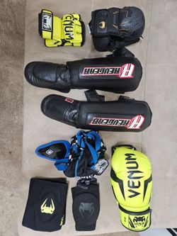 Muay Thai/MMA Gear