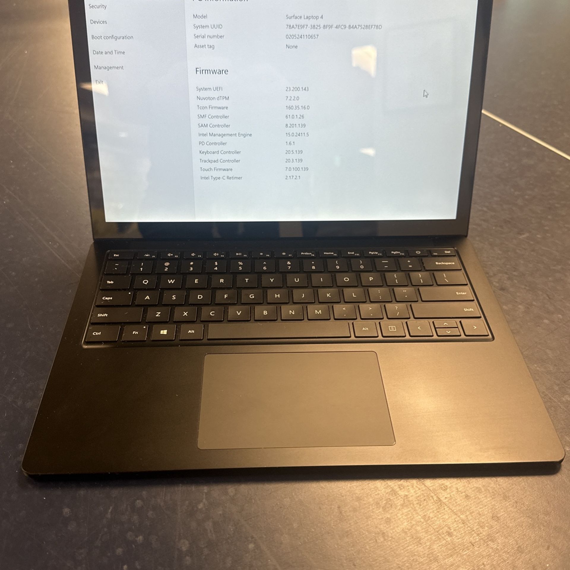 Surface Laptop 4 13.5” Touchscreen & Microsoft Dock 2