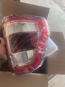 Ford F150 2021 tail lights Leds