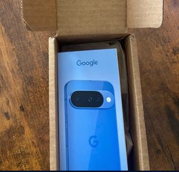Google Pixel 10 - BRAND NEW + UNLOCKED
