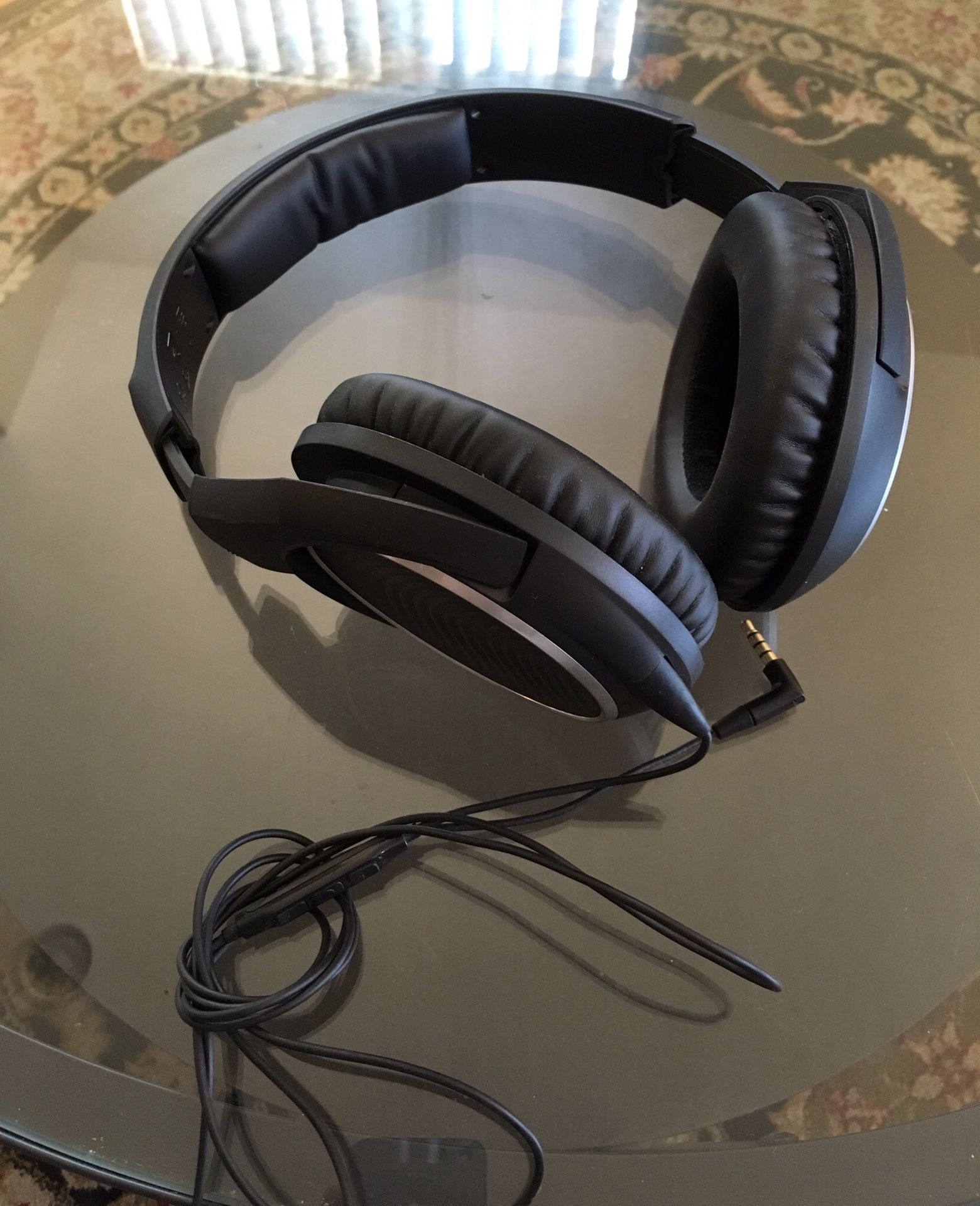 Sennheiser HD 461 Wired Headphones