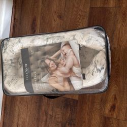 DockATot Deluxe+ Baby Dock