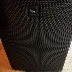 EV ELX 118P  Subwoofers