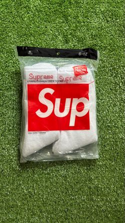Supreme x Hanes White Crew Socks 4-Pack