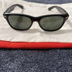 Ray-Ban sunglasses 
