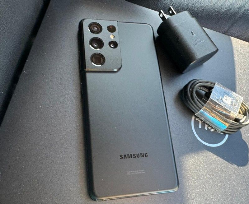 Samsung Galaxy S21 Ultra  , Unlocked For All Carrier,  Excellent Condition 