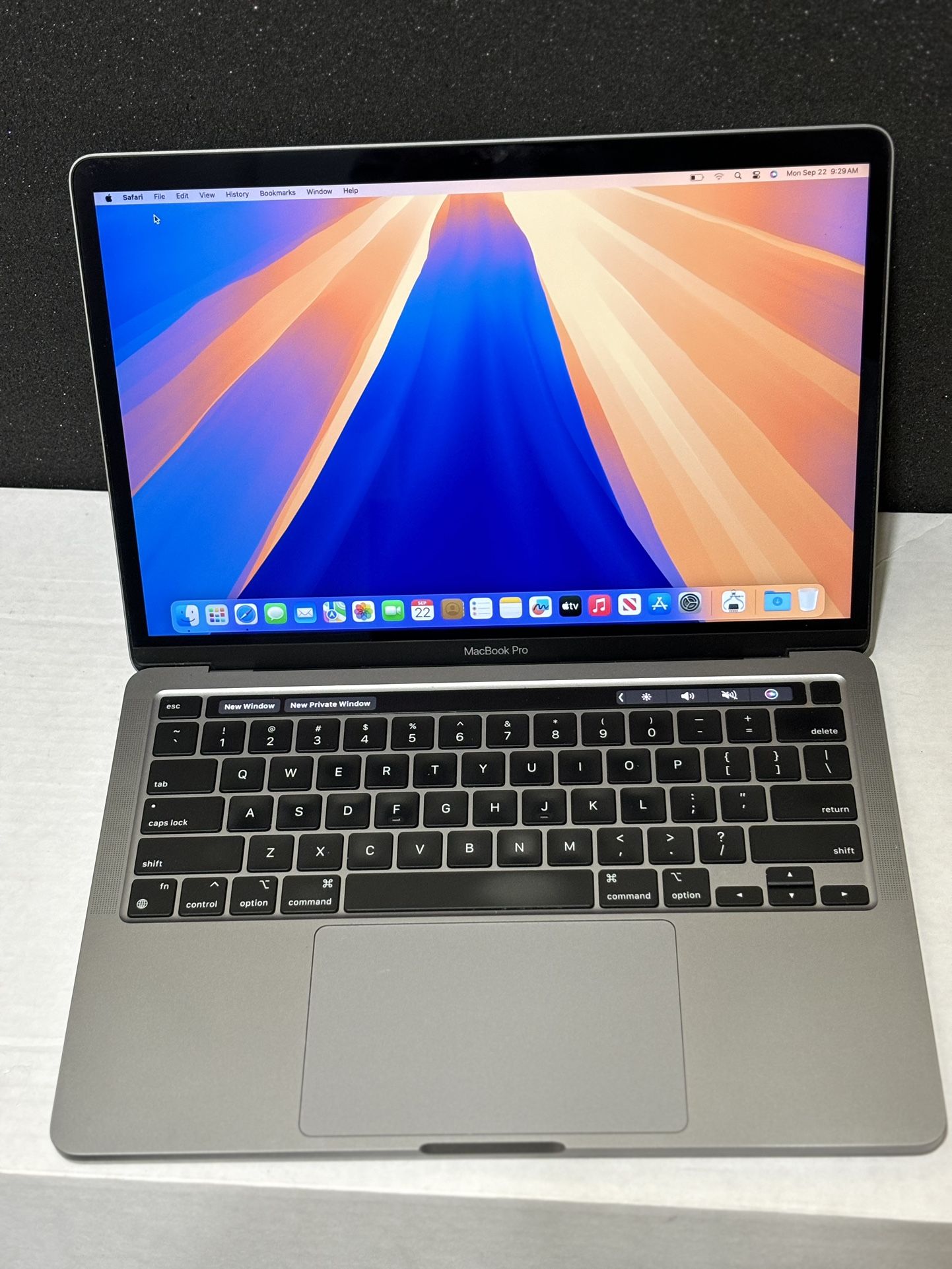 MacBook Pro 13 M1 2020 8gb /256 gb 