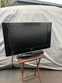 Nice 32’’ Samsung tv (not smart tv)