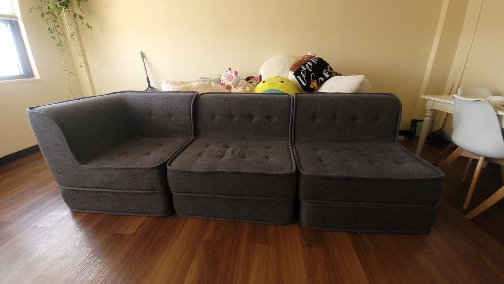 Yogibo Modju Couch