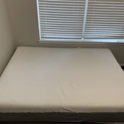 Full Bed and boxspring 