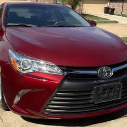 Toyota Camry LE 2016 