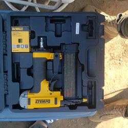 DeWALT 23GA 2-inch Pin Nailer - New In Box!