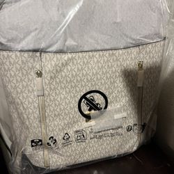 Michael Kors Moore Large  Buckle Tote $145 I’ll Pull Up On You If Your Faded Get Your Girl A Present 