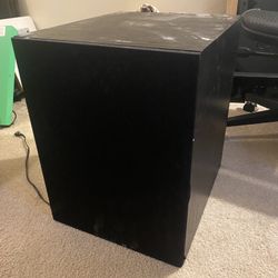 audiosource model SW fifteen powered subwoofer
