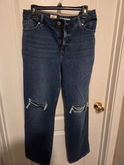 Rock & Republic Distressed Medium Wash Straight Leg Jeans Size 10
