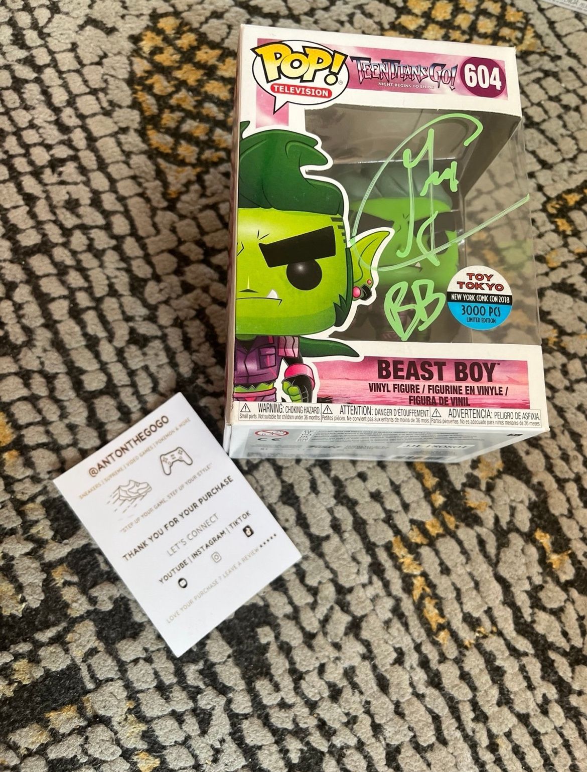 Funko Pop Beast Boy exclusive signed