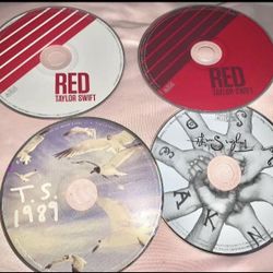 Taylor Swift CDs + Cd Player 