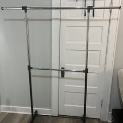 Adjustable Clothing Rack