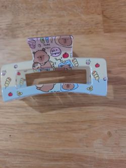 Capybara hair clips