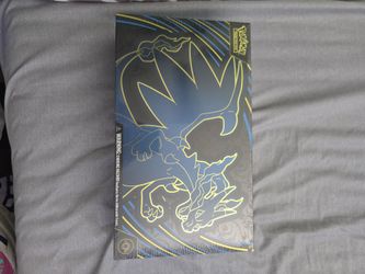 Mega Charizard X ex Ultra-Premium Collection
