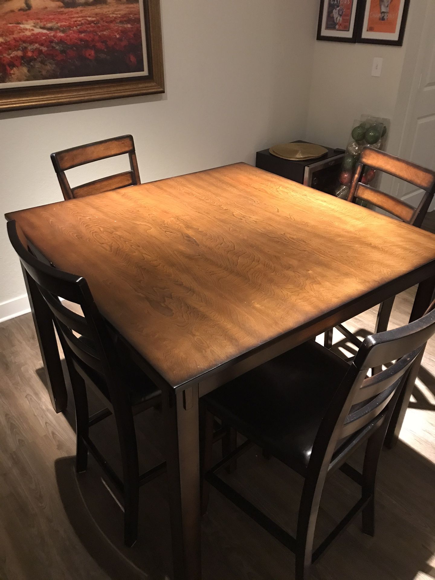 Dining Room Table - Countertop Height 4 Chairs