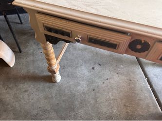 Table￼