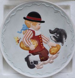 Vintage 1982 Cobblestone Kids Collectible Plate
