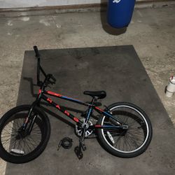 BMX Bicycle Haro Annex SI FREE Bike Lock Included