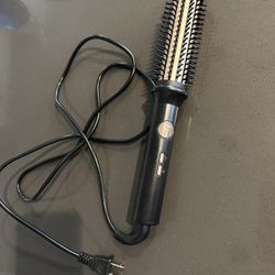 Heated Round Brush 