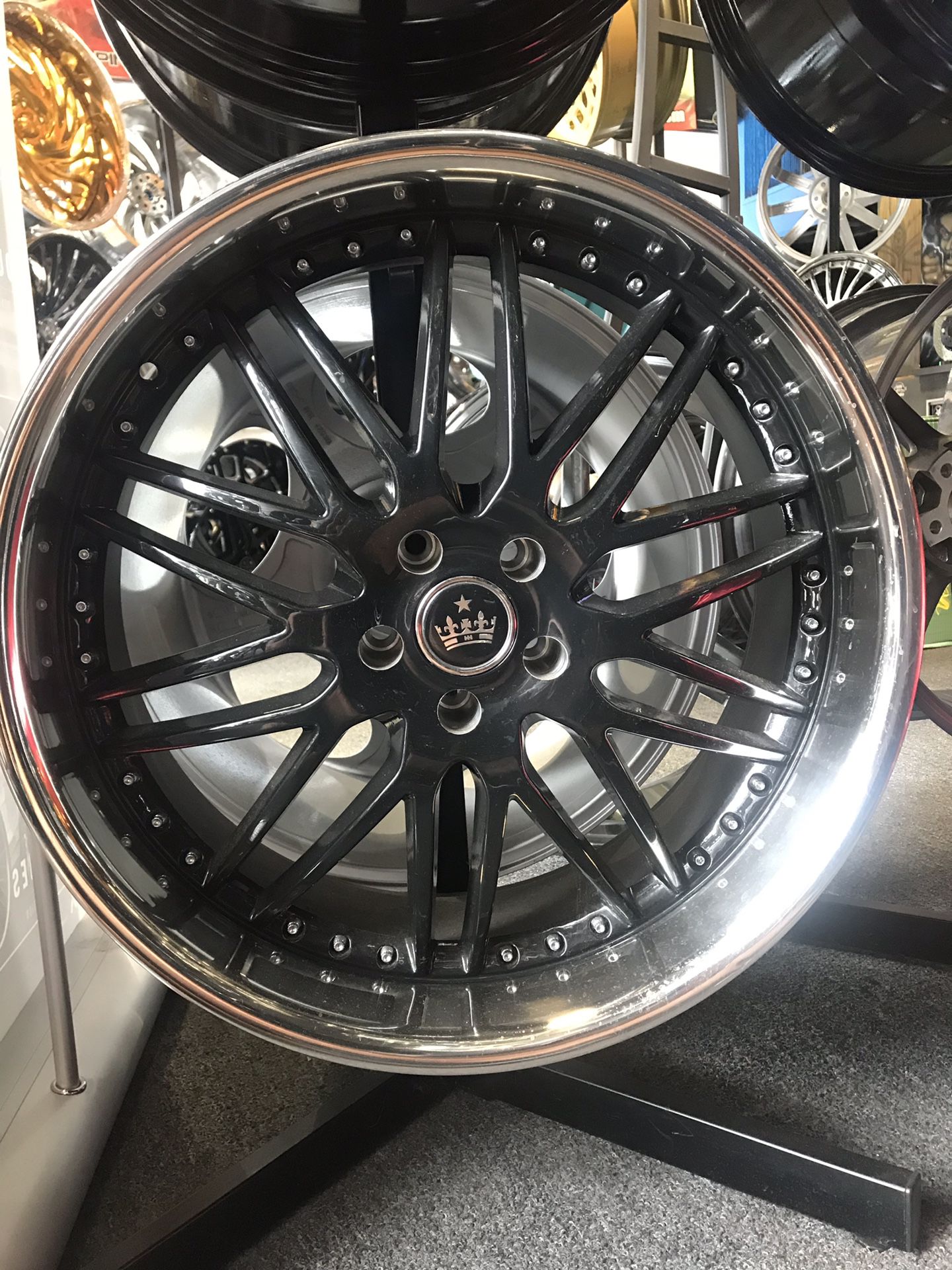 22” Staggered Knight Mesh Rims