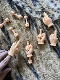 5 Middle Finger Hands