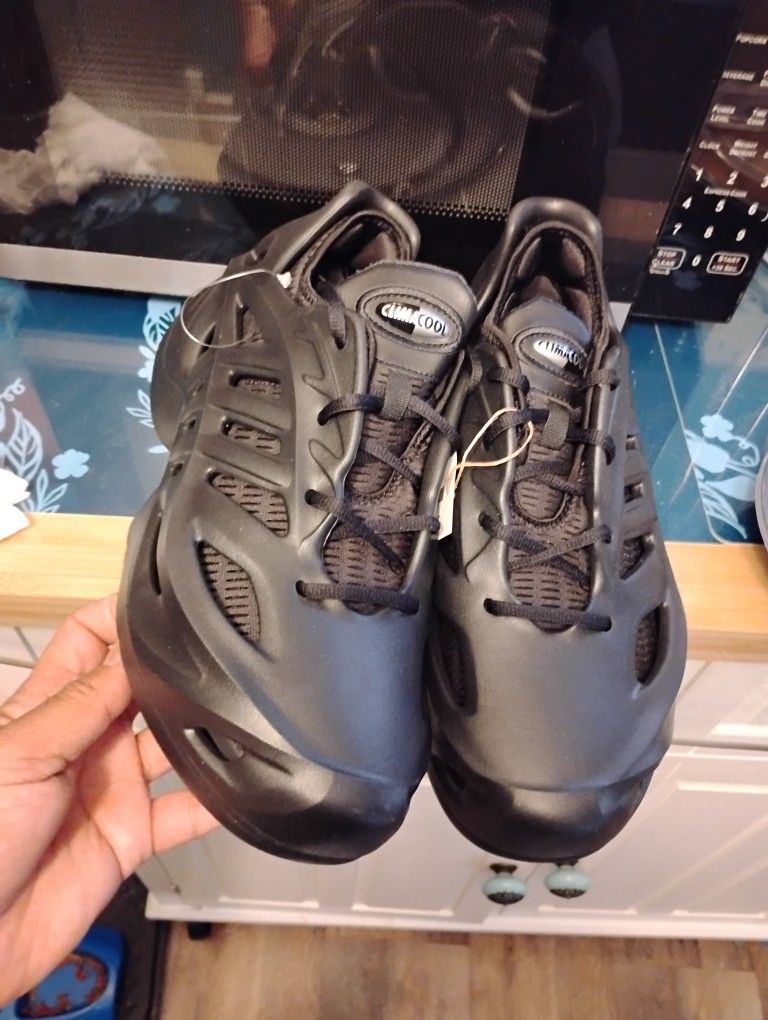ADDIDA CLIMATE COOL SIZE 10