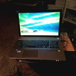Toshiba Satellite P75-A7200  Core i7