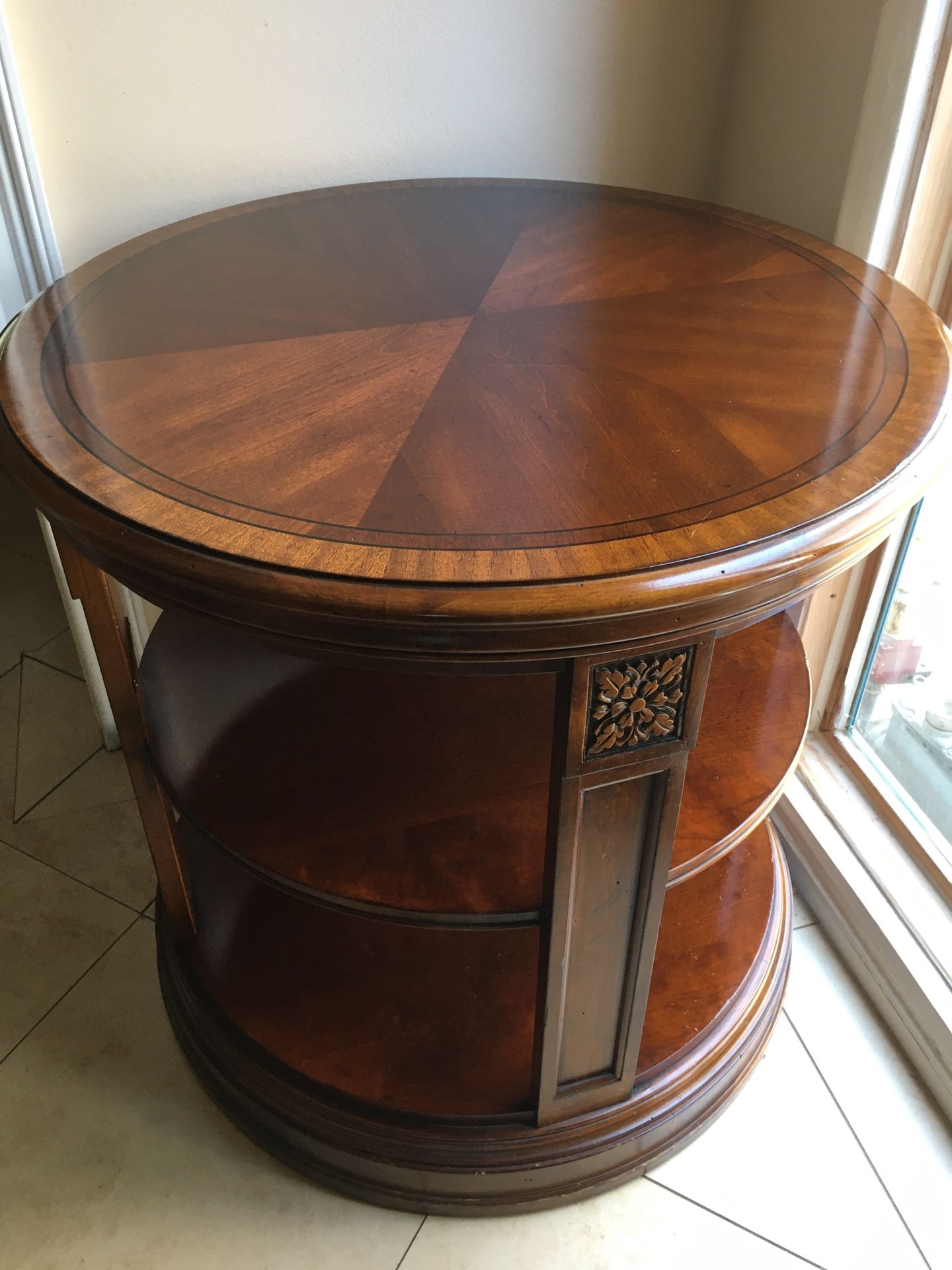 Ethan Allen Townhouse Library Table Round Side Table