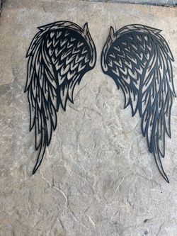 Angel wings metal art decor