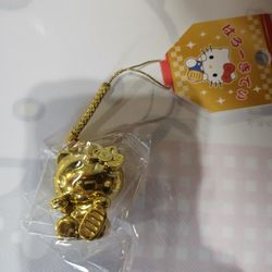 Hello Kitty Gold Charm