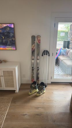 Rossignal Women’s Skis and Boots (78 and 26,5)