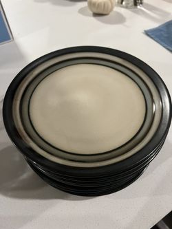 Set Of 8 Side Plates