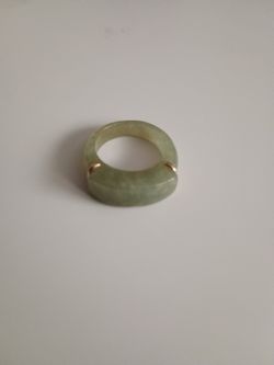 14k Gold Jade Ring