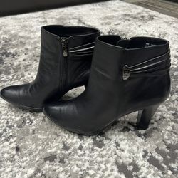 Leather Woman Boots Size 9