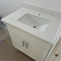 Vanity Cabinet White Shake  With Top 
