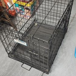 MEDIUM DOG CRATE $$OBO$$