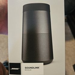 NEW BOSE Soundlink Revolve