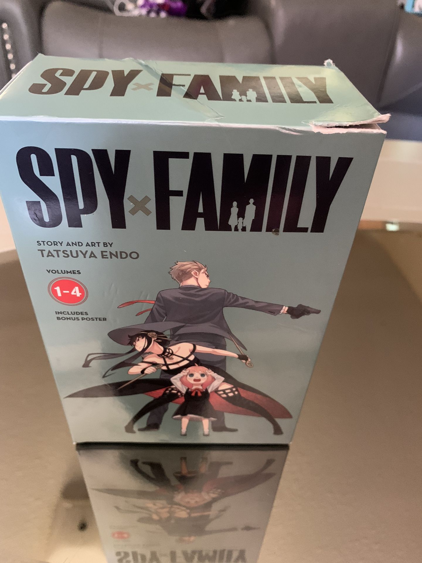 Spy X Family Volumes 1-4 Exclusive Box Set Manga Lot