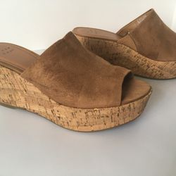 Corky Heels , Size 6