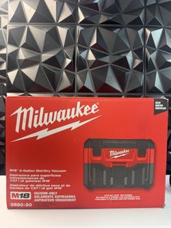 Milwaukee Electric Tool Cordless Lithium-Ion Wet/Dry Vaccum Cleaner -NEW (1835/13)